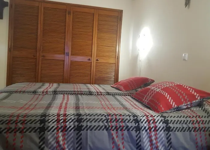 Sea View Апартаменти *